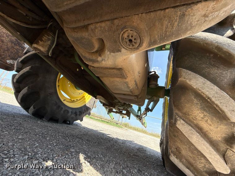 image for item HI9315 2001 John Deere 6405 tractor