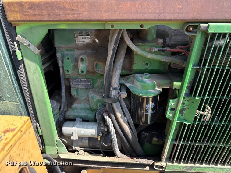 image for item HI9315 2001 John Deere 6405 tractor