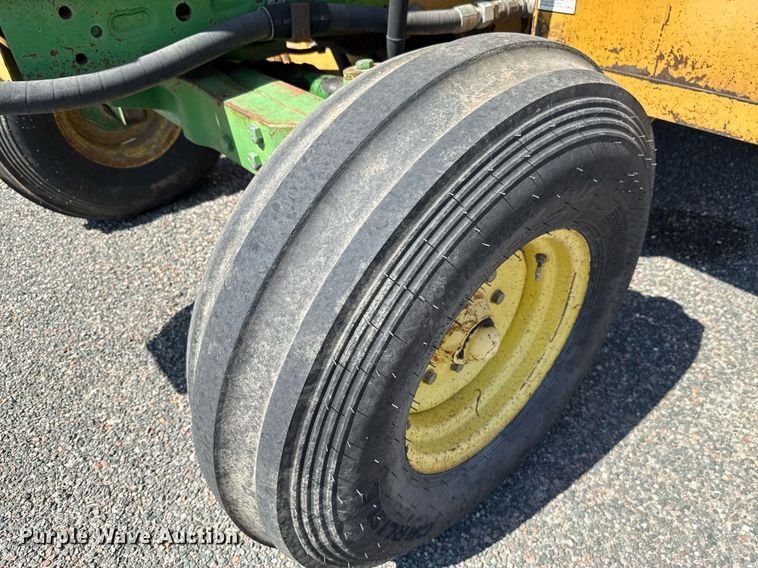 image for item HI9315 2001 John Deere 6405 tractor