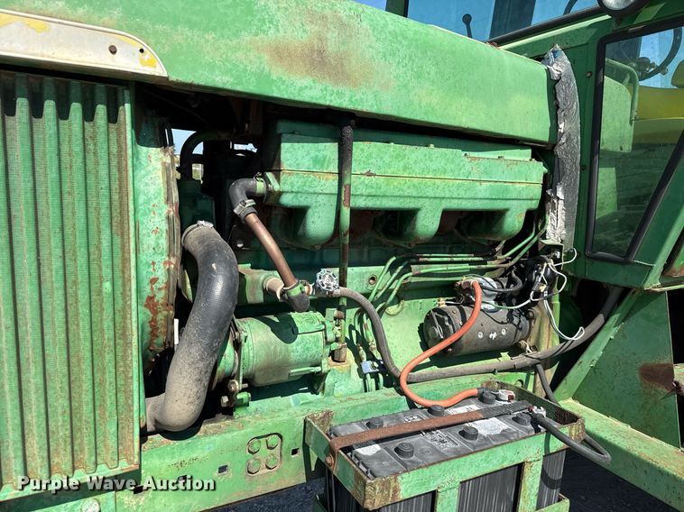 image for item HI9316 1970 John Deere 4520 tractor