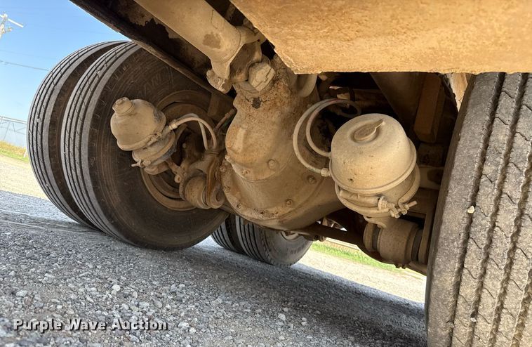 image for item HI9317 1980 Ford 8000 dump truck