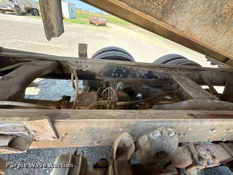 image for item HI9317 1980 Ford 8000 dump truck