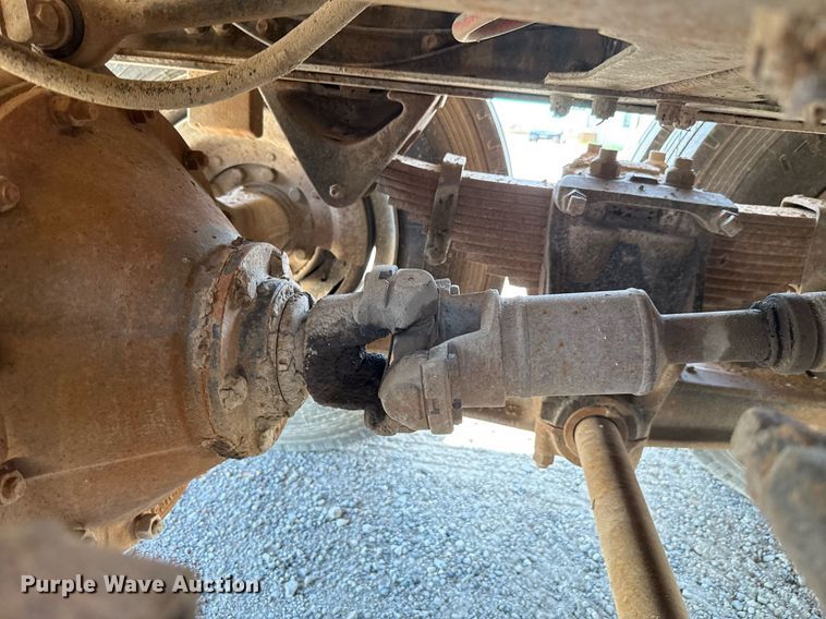 image for item HI9317 1980 Ford 8000 dump truck