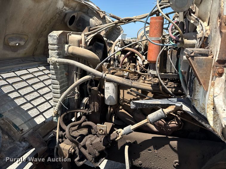 image for item HI9317 1980 Ford 8000 dump truck