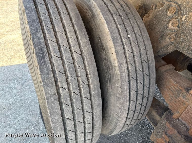 image for item HI9317 1980 Ford 8000 dump truck