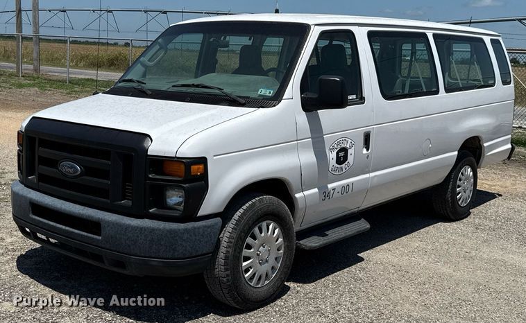 image for item HI9318 2012 Ford E350 van