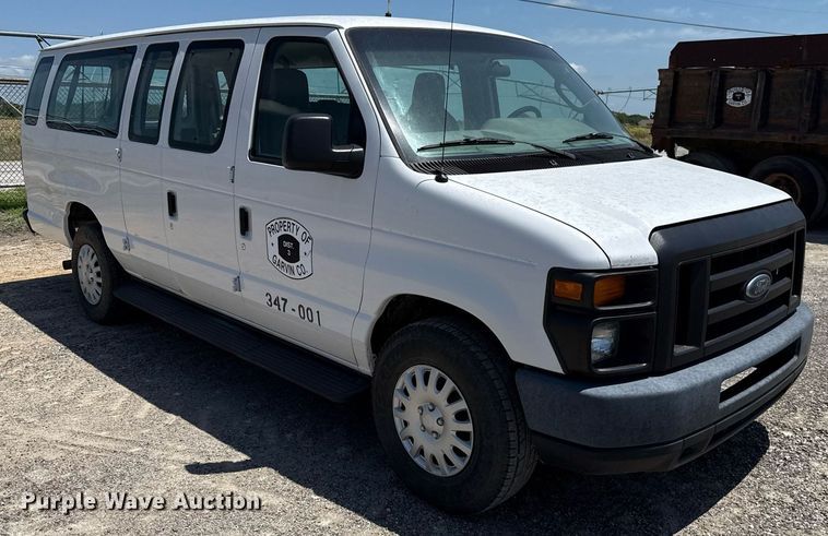 image for item HI9318 2012 Ford E350 van