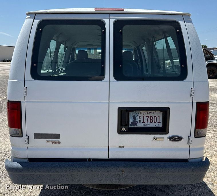image for item HI9318 2012 Ford E350 van