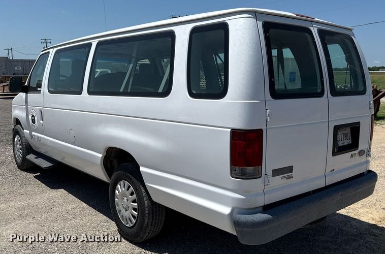 image for item HI9318 2012 Ford E350 van