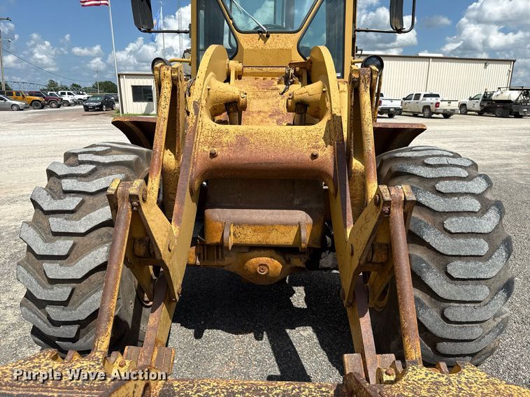 image for item HI9320 1980 Caterpillar 950 wheel loader