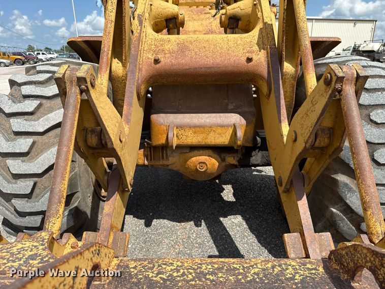 image for item HI9320 1980 Caterpillar 950 wheel loader