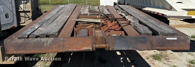 image for item HI9321 1993 Nuttal drop deck equipment trailer