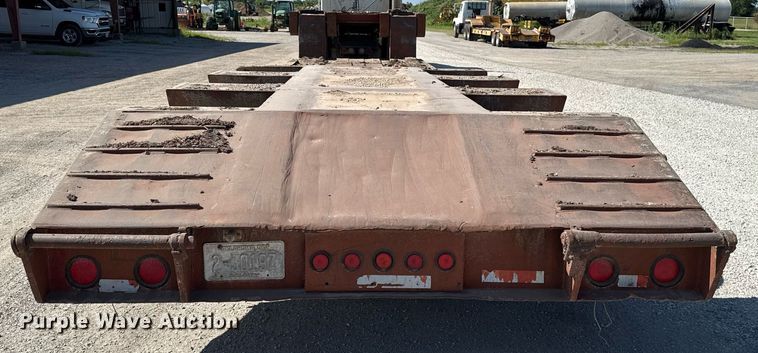 image for item HI9321 1993 Nuttal drop deck equipment trailer