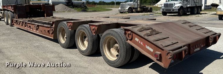 image for item HI9321 1993 Nuttal drop deck equipment trailer