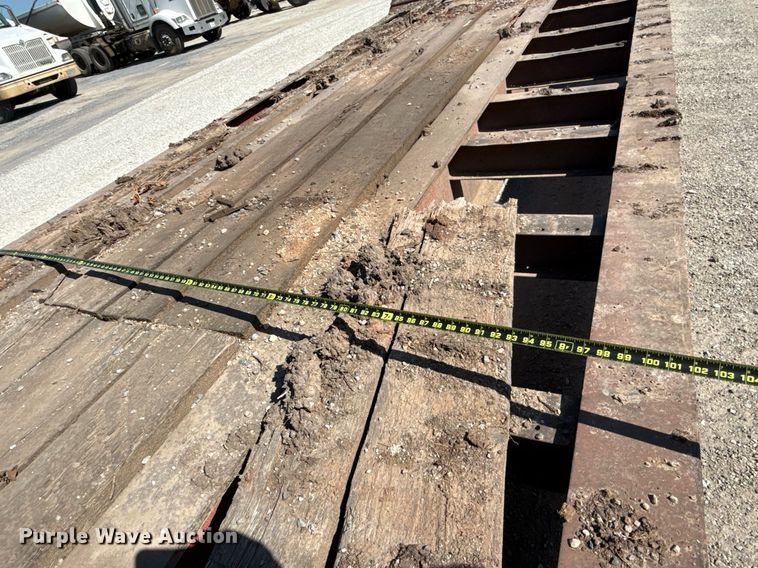 image for item HI9321 1993 Nuttal drop deck equipment trailer