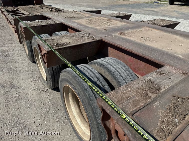 image for item HI9321 1993 Nuttal drop deck equipment trailer