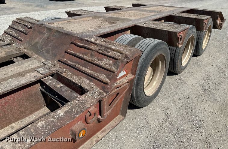 image for item HI9321 1993 Nuttal drop deck equipment trailer