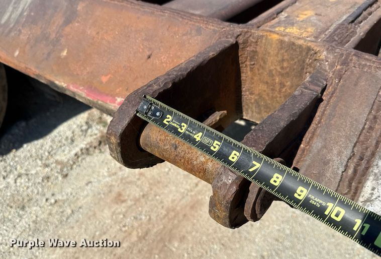 image for item HI9321 1993 Nuttal drop deck equipment trailer