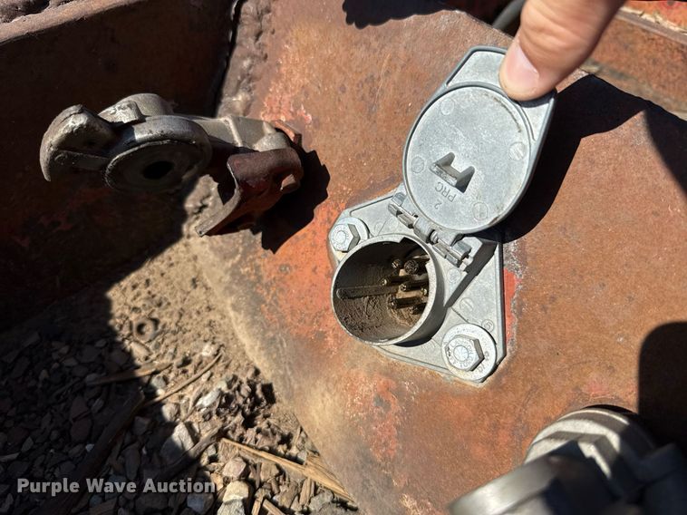 image for item HI9321 1993 Nuttal drop deck equipment trailer