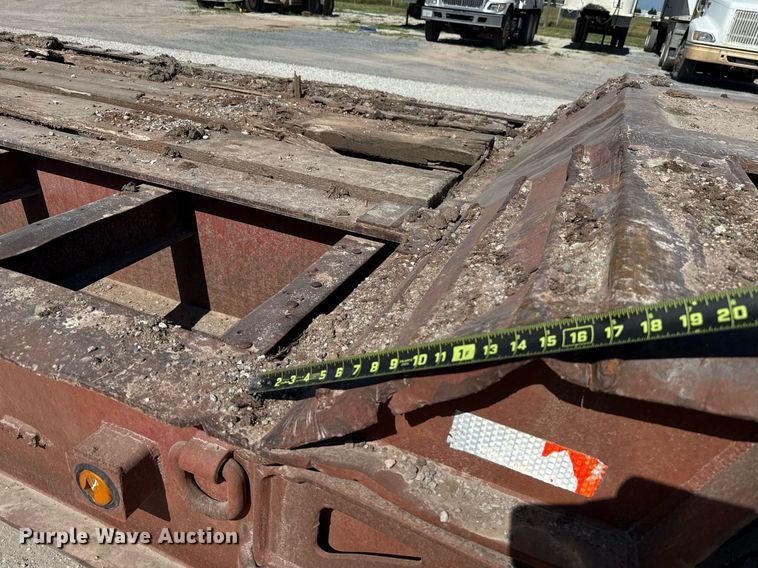 image for item HI9321 1993 Nuttal drop deck equipment trailer