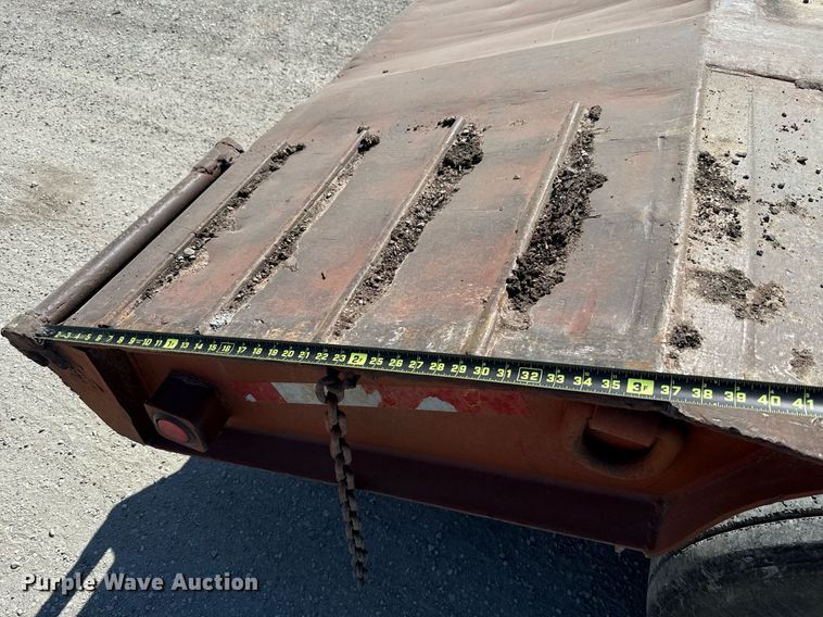 image for item HI9321 1993 Nuttal drop deck equipment trailer