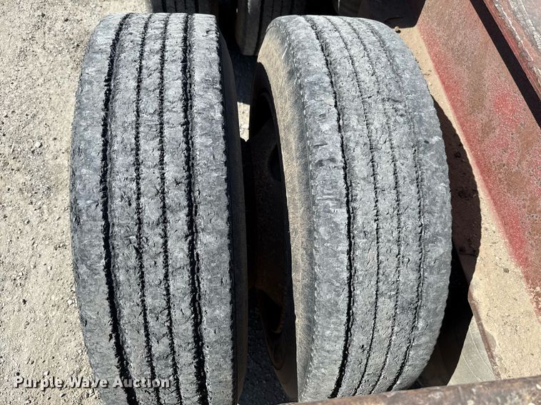 image for item HI9321 1993 Nuttal drop deck equipment trailer