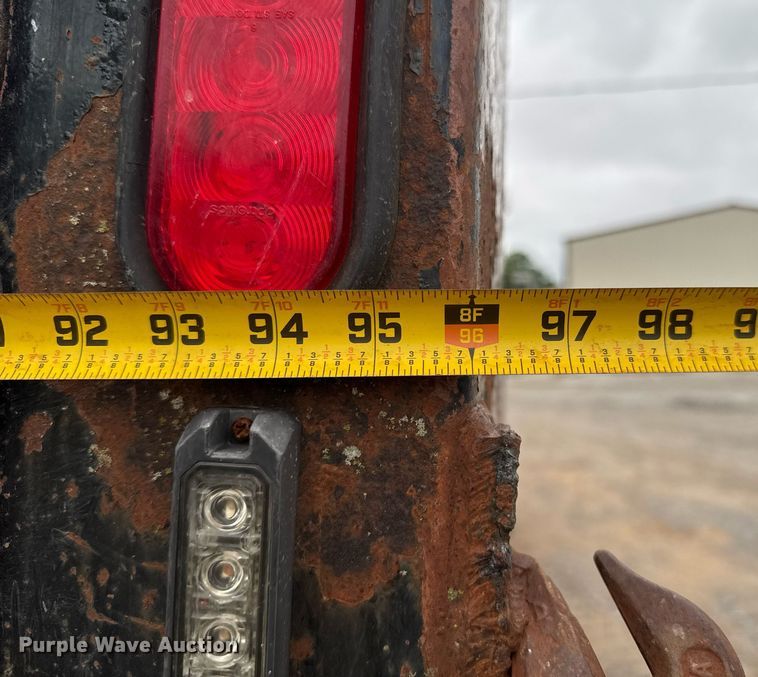 image for item LG9154 2001 International 4900 dump truck