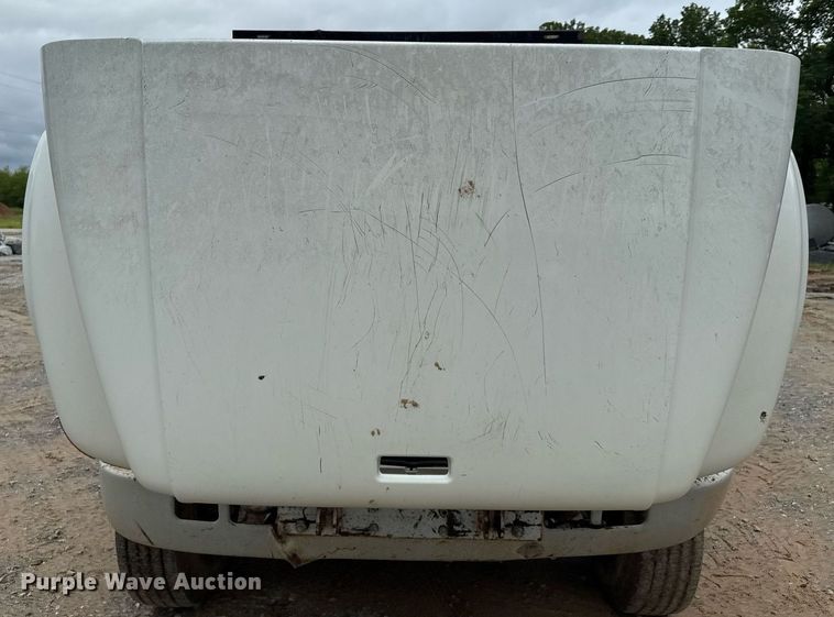 image for item LG9154 2001 International 4900 dump truck