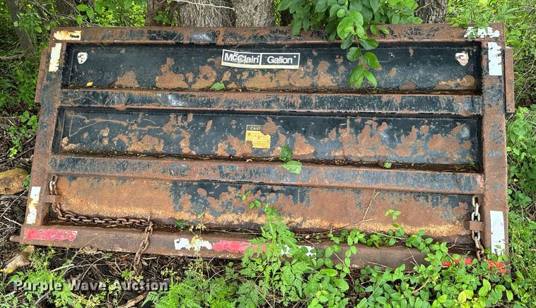 image for item LG9154 2001 International 4900 dump truck