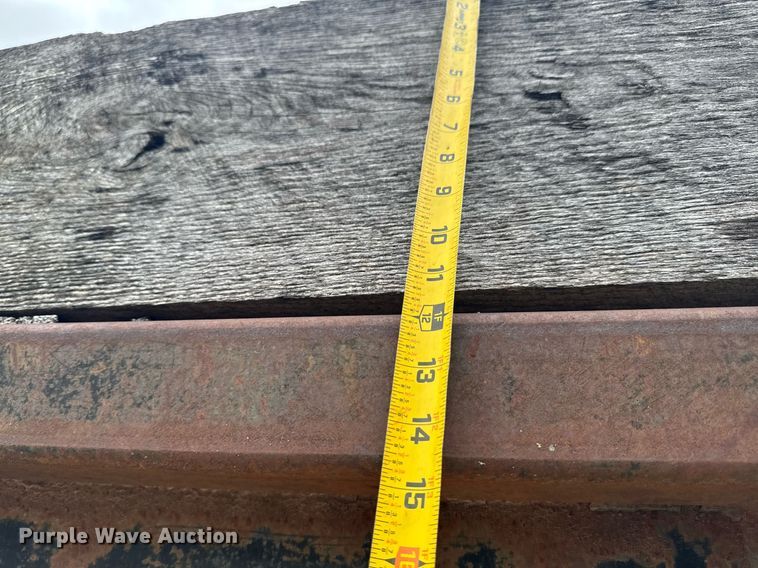 image for item LG9155 1999 International 4900 dump truck