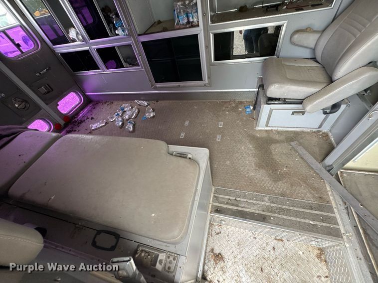 image for item LG9158 1995 Ford F350 ambulance