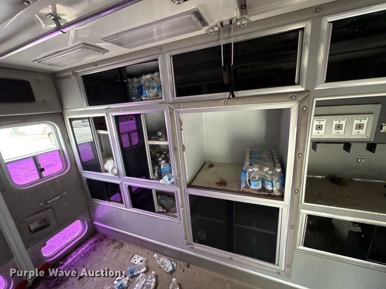 image for item LG9158 1995 Ford F350 ambulance