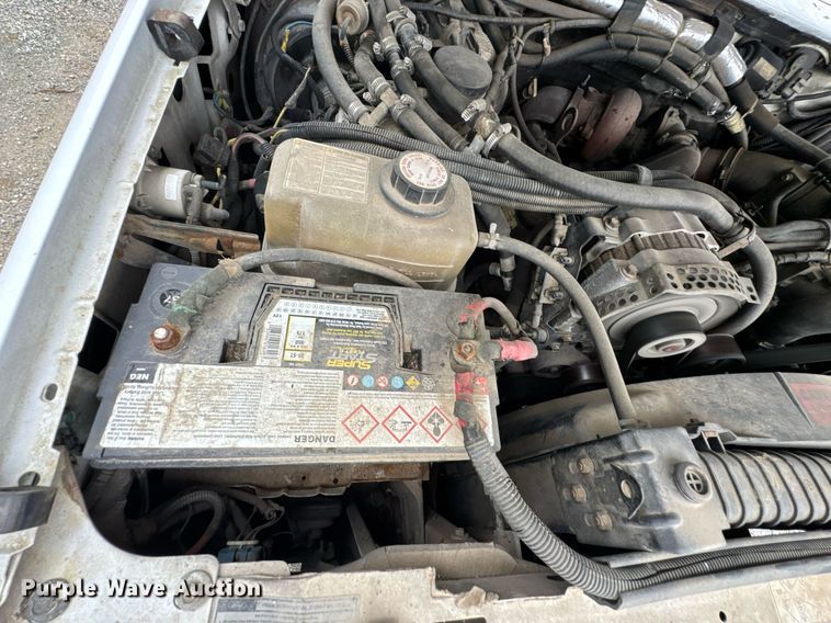 image for item LG9158 1995 Ford F350 ambulance