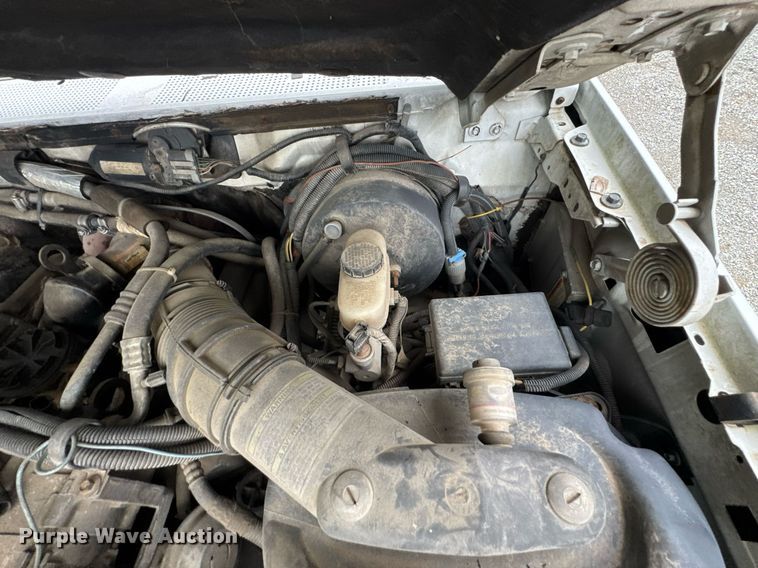 image for item LG9158 1995 Ford F350 ambulance