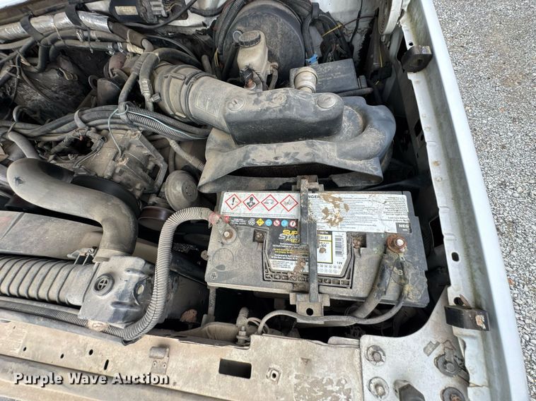 image for item LG9158 1995 Ford F350 ambulance