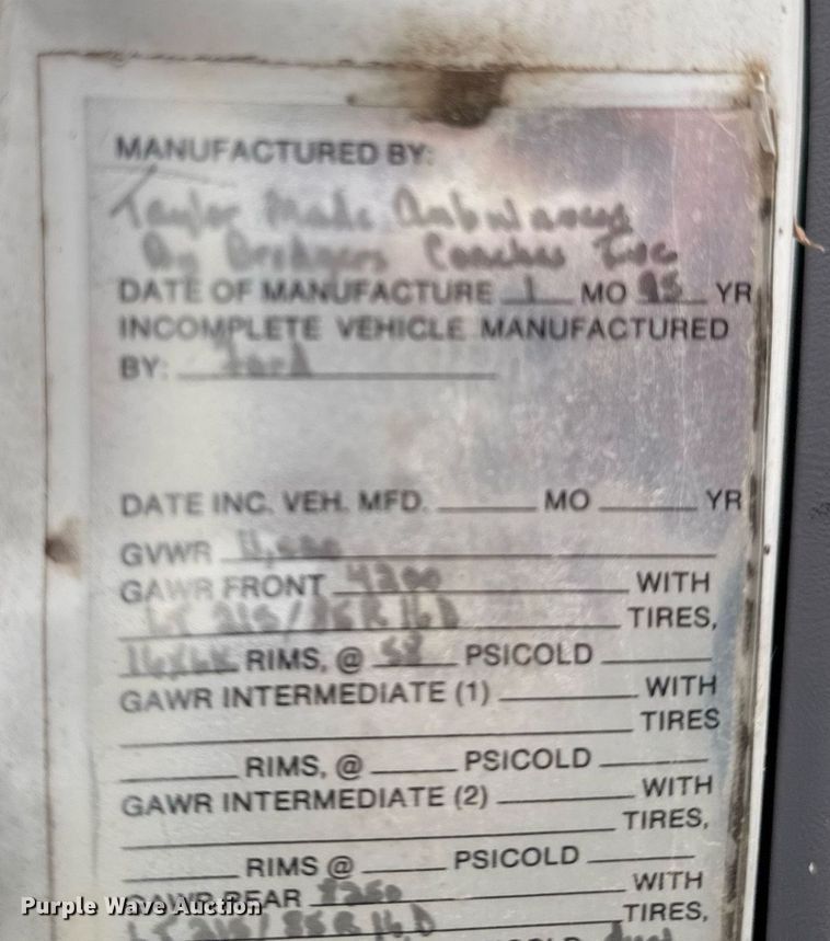 image for item LG9158 1995 Ford F350 ambulance