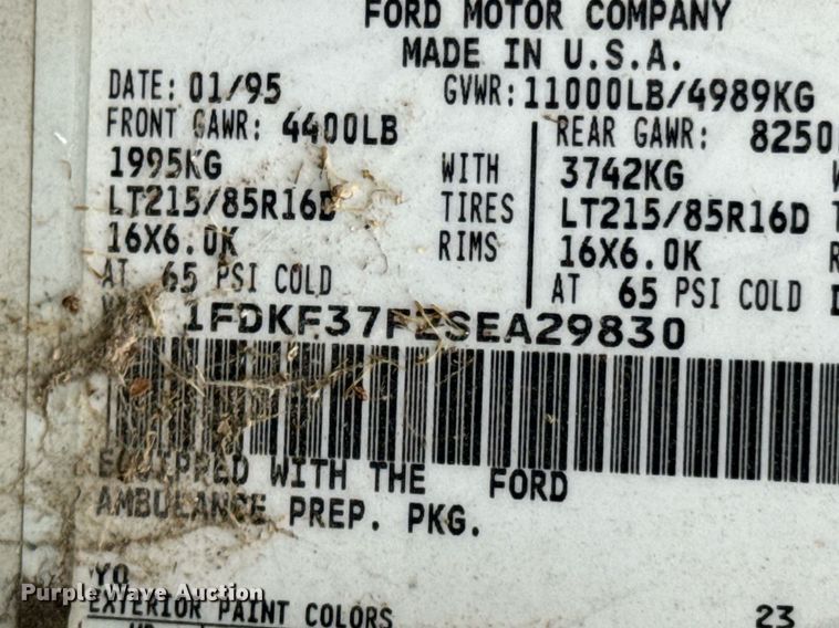 image for item LG9158 1995 Ford F350 ambulance