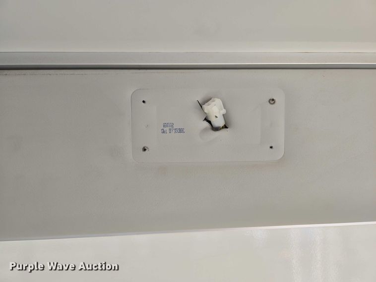 image for item OJ9916 2016 Ford E450 shuttle bus