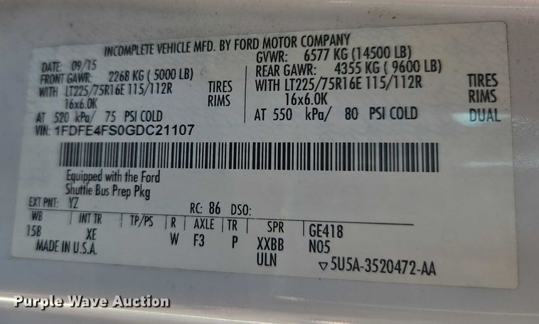 image for item OJ9916 2016 Ford E450 shuttle bus