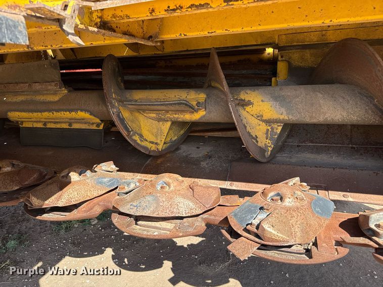 image for item DK6959 2009 New Holland H8080 swather / windrower