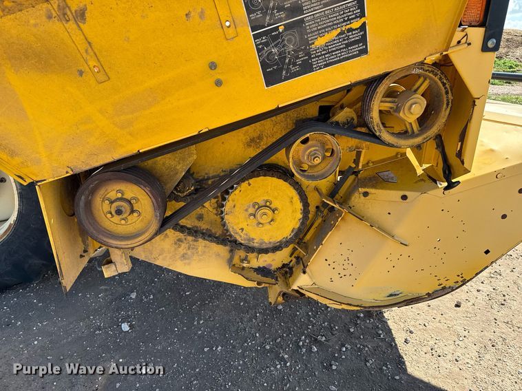 image for item DK6959 2009 New Holland H8080 swather / windrower