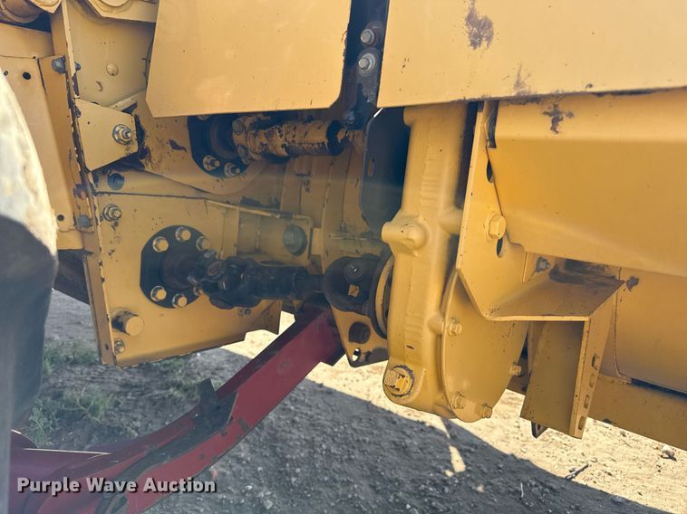 image for item DK6959 2009 New Holland H8080 swather / windrower