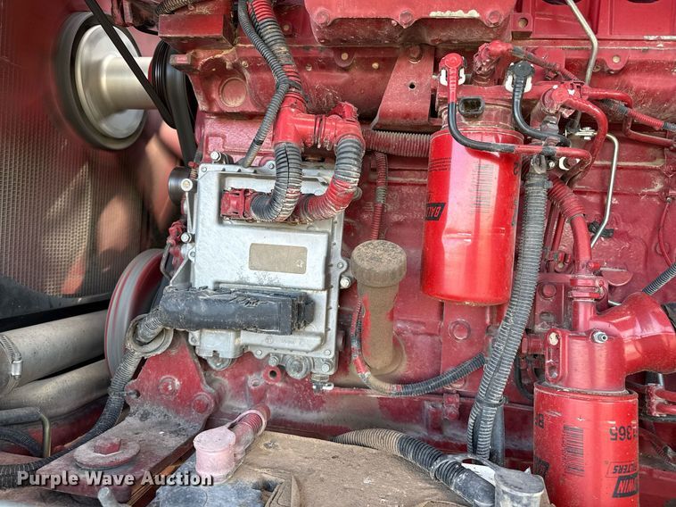 image for item DK6959 2009 New Holland H8080 swather / windrower