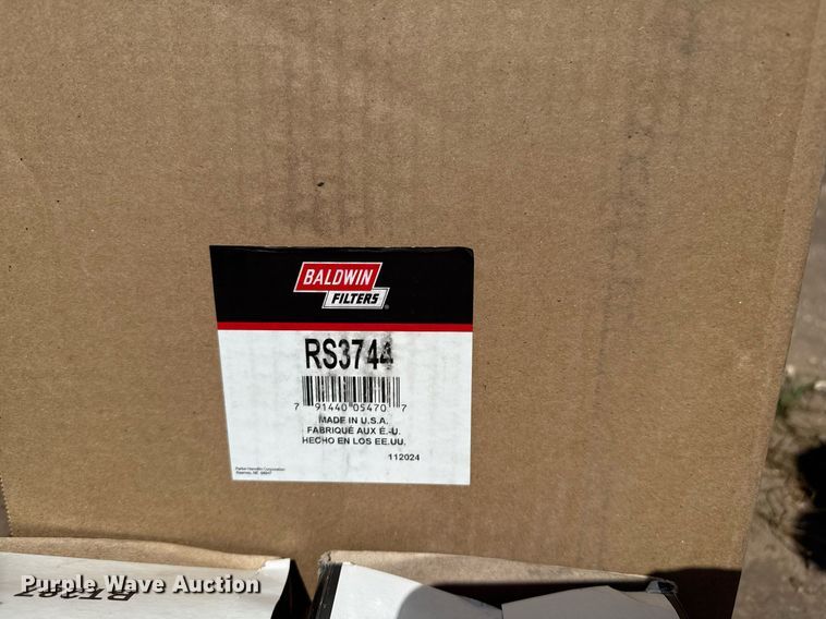 image for item DK6959 2009 New Holland H8080 swather / windrower