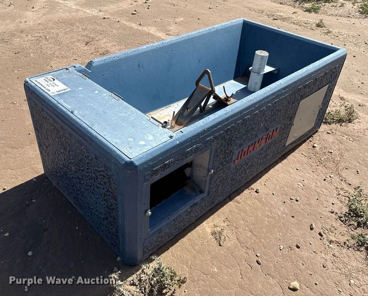 image for item DK6961 Johnson  water trough