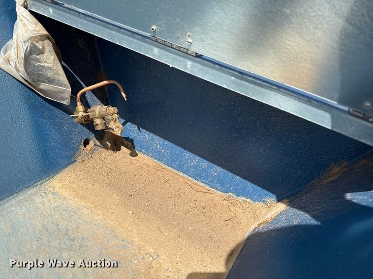 image for item DK6961 Johnson  water trough