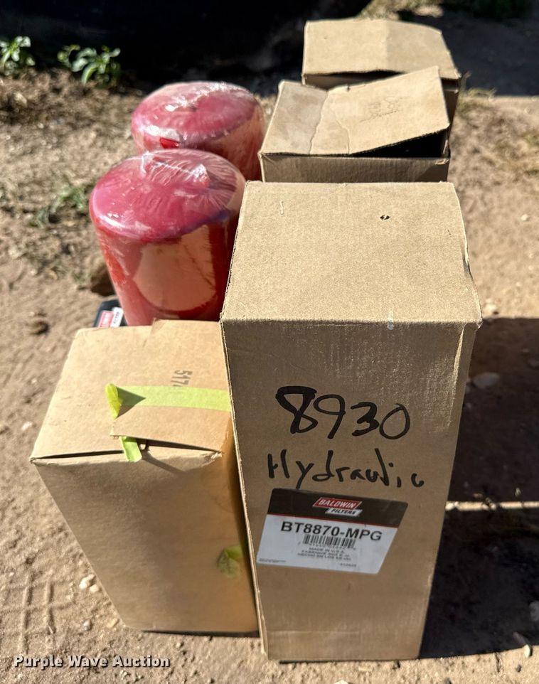 image for item DK6962 1998 Case IH 8930 MFWD tractor