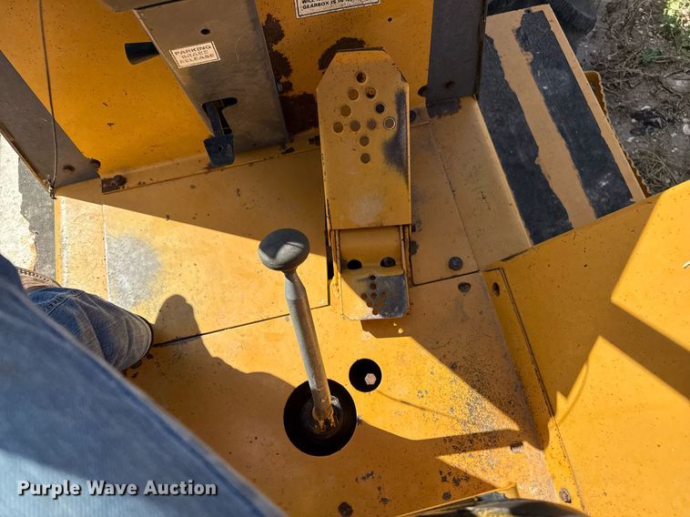 image for item DK6963 1998 Case 860 Turbo trencher