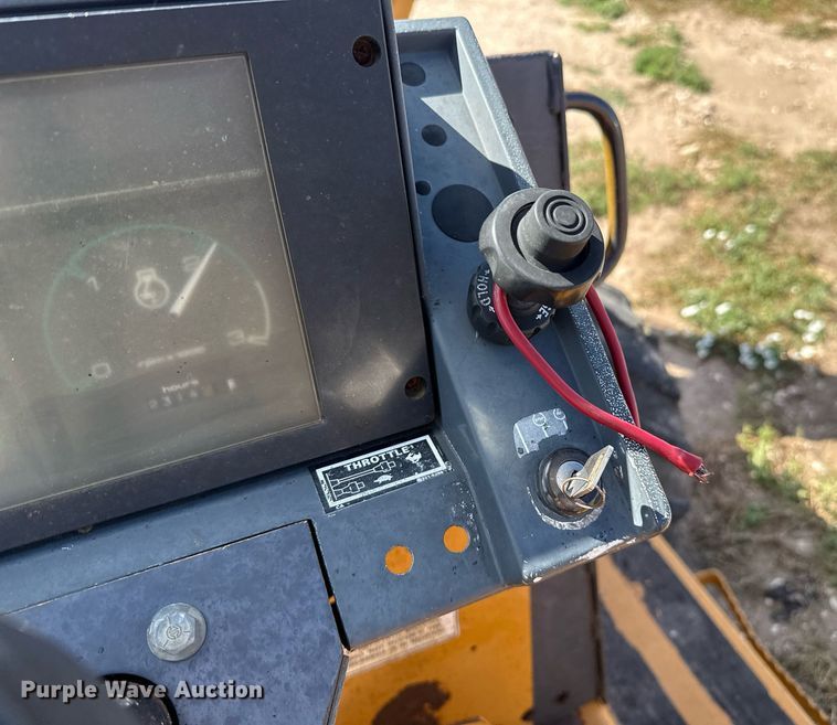 image for item DK6963 1998 Case 860 Turbo trencher