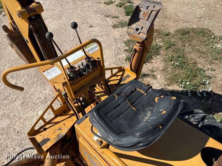 image for item DK6963 1998 Case 860 Turbo trencher